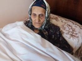 Հայաստանի 115 տարեկան Դուրմեն տատը  15 թոռ, 18 ծոռ ունի
